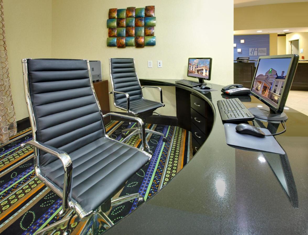 Holiday Inn Express & Suites Covington By Ihg Buitenkant foto