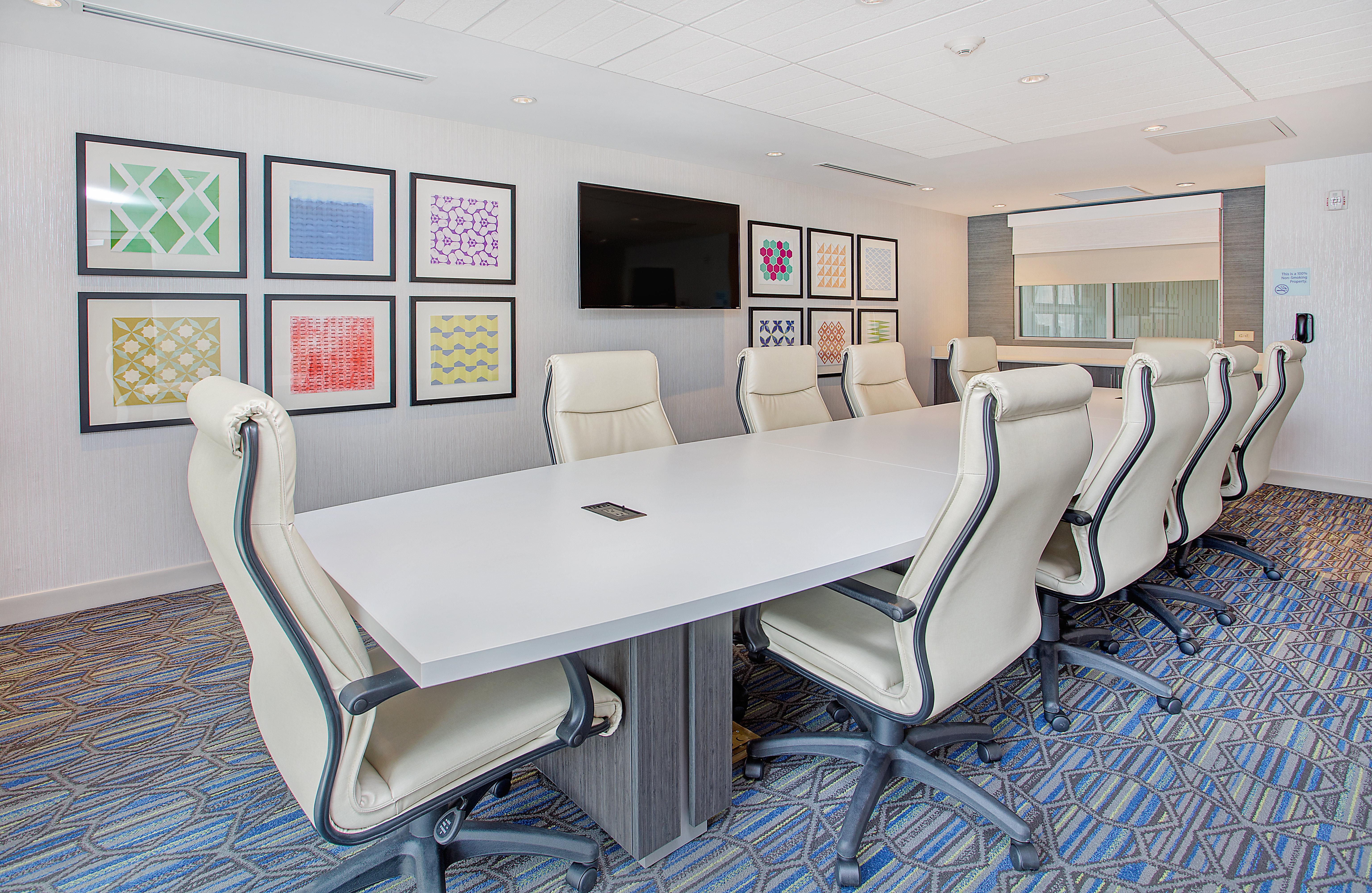 Holiday Inn Express & Suites Covington By Ihg Buitenkant foto