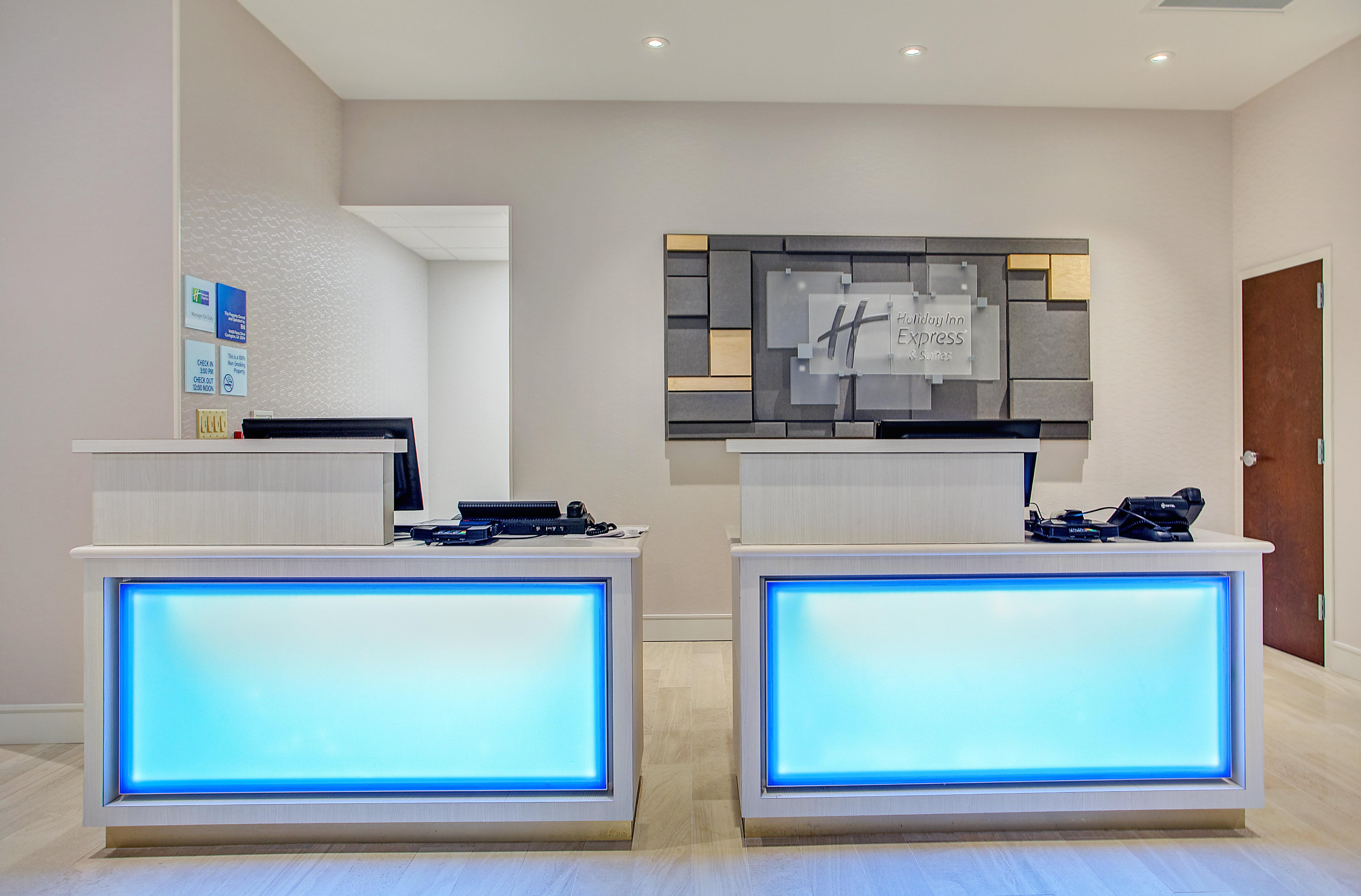 Holiday Inn Express & Suites Covington By Ihg Buitenkant foto