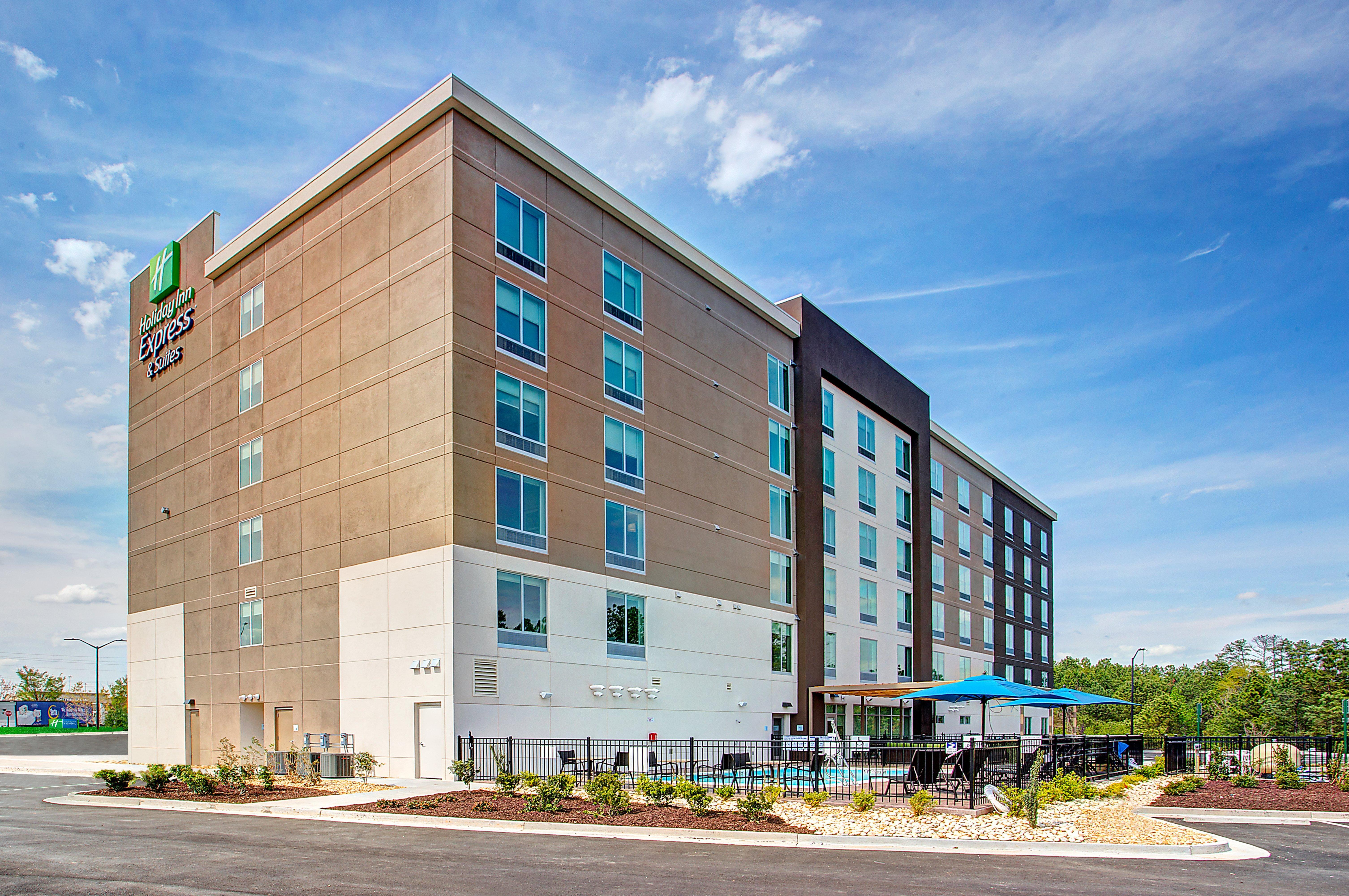 Holiday Inn Express & Suites Covington, An Ihg Hotel Buitenkant foto