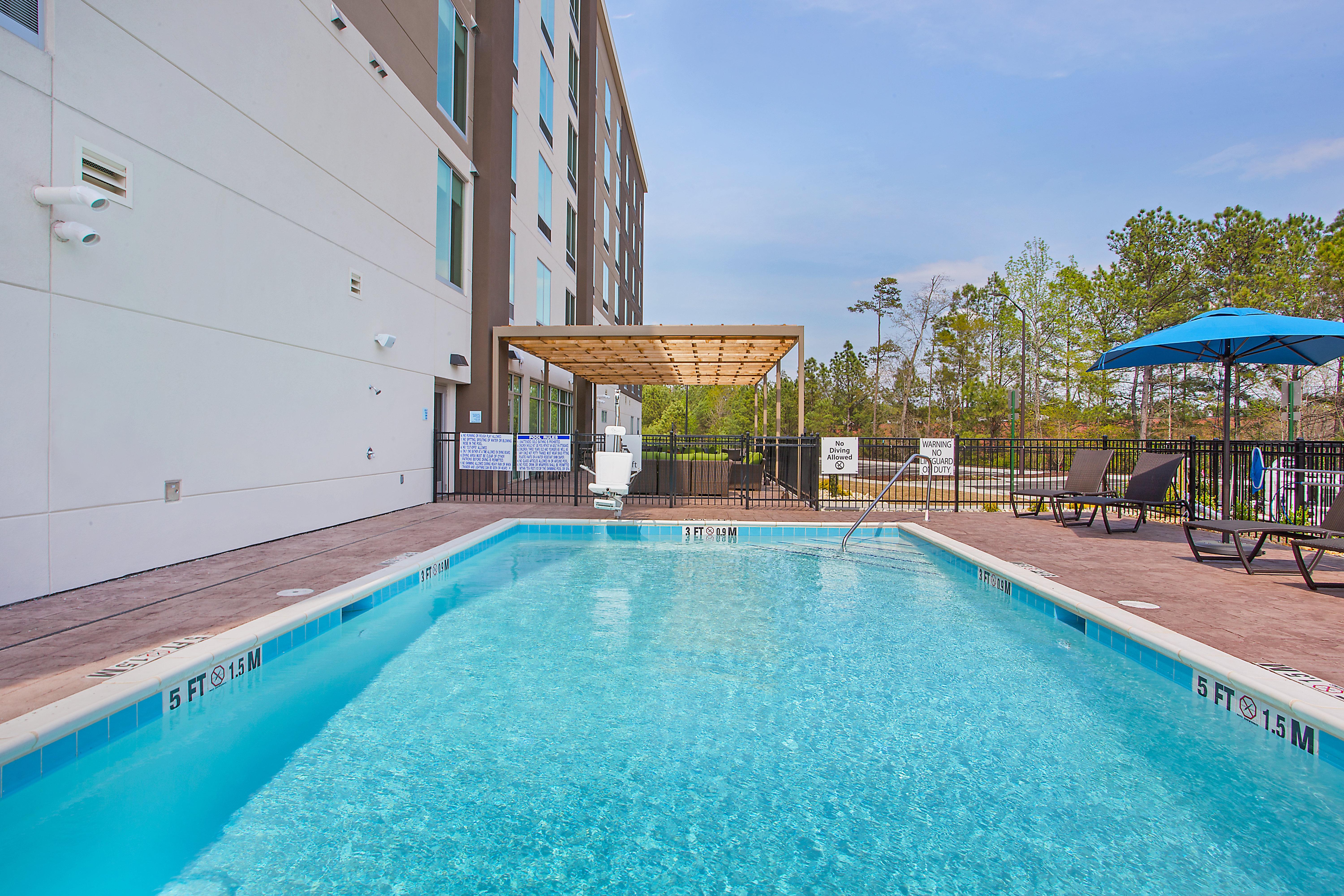 Holiday Inn Express & Suites Covington By Ihg Buitenkant foto