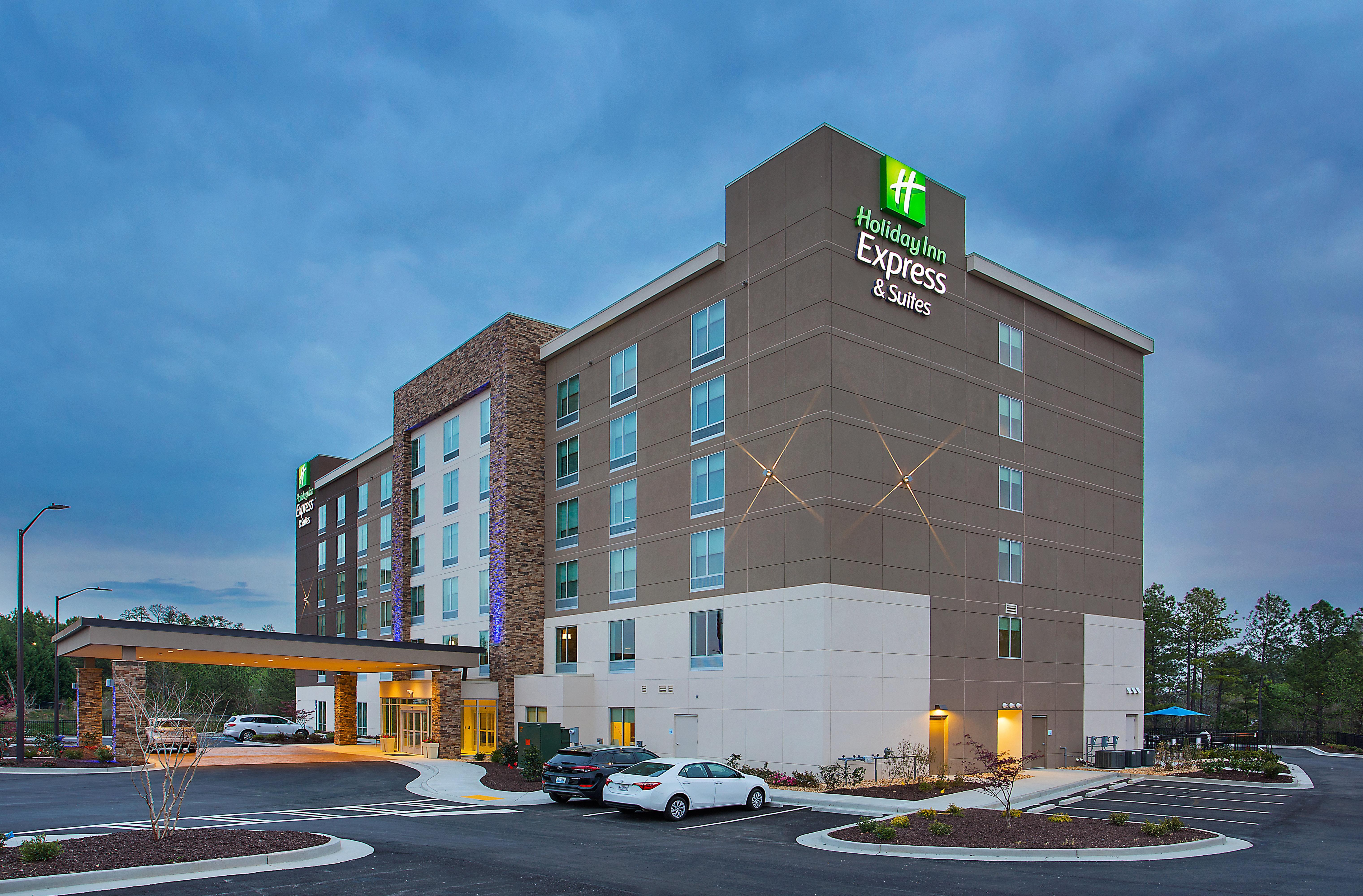 Holiday Inn Express & Suites Covington By Ihg Buitenkant foto