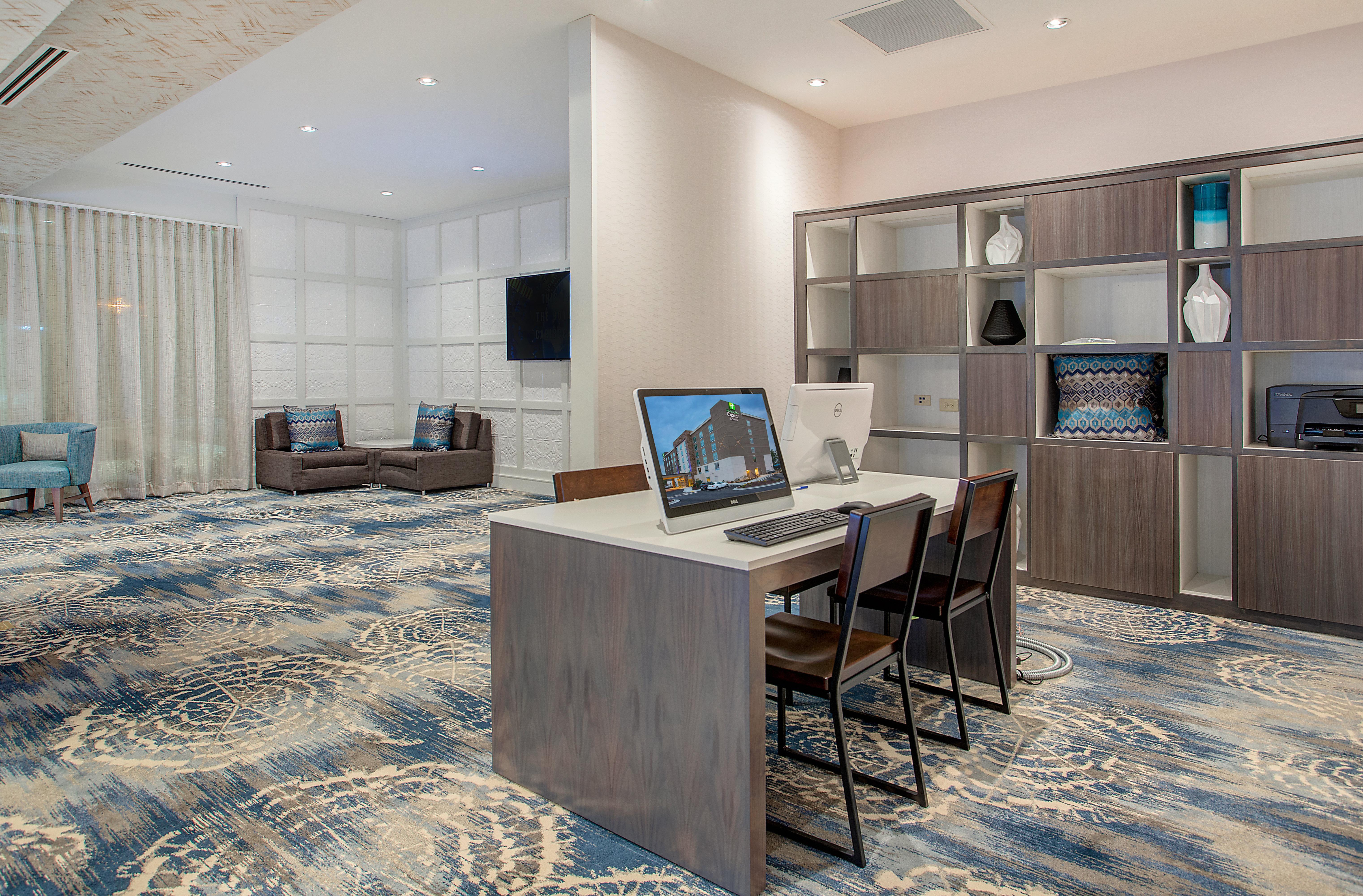 Holiday Inn Express & Suites Covington By Ihg Buitenkant foto