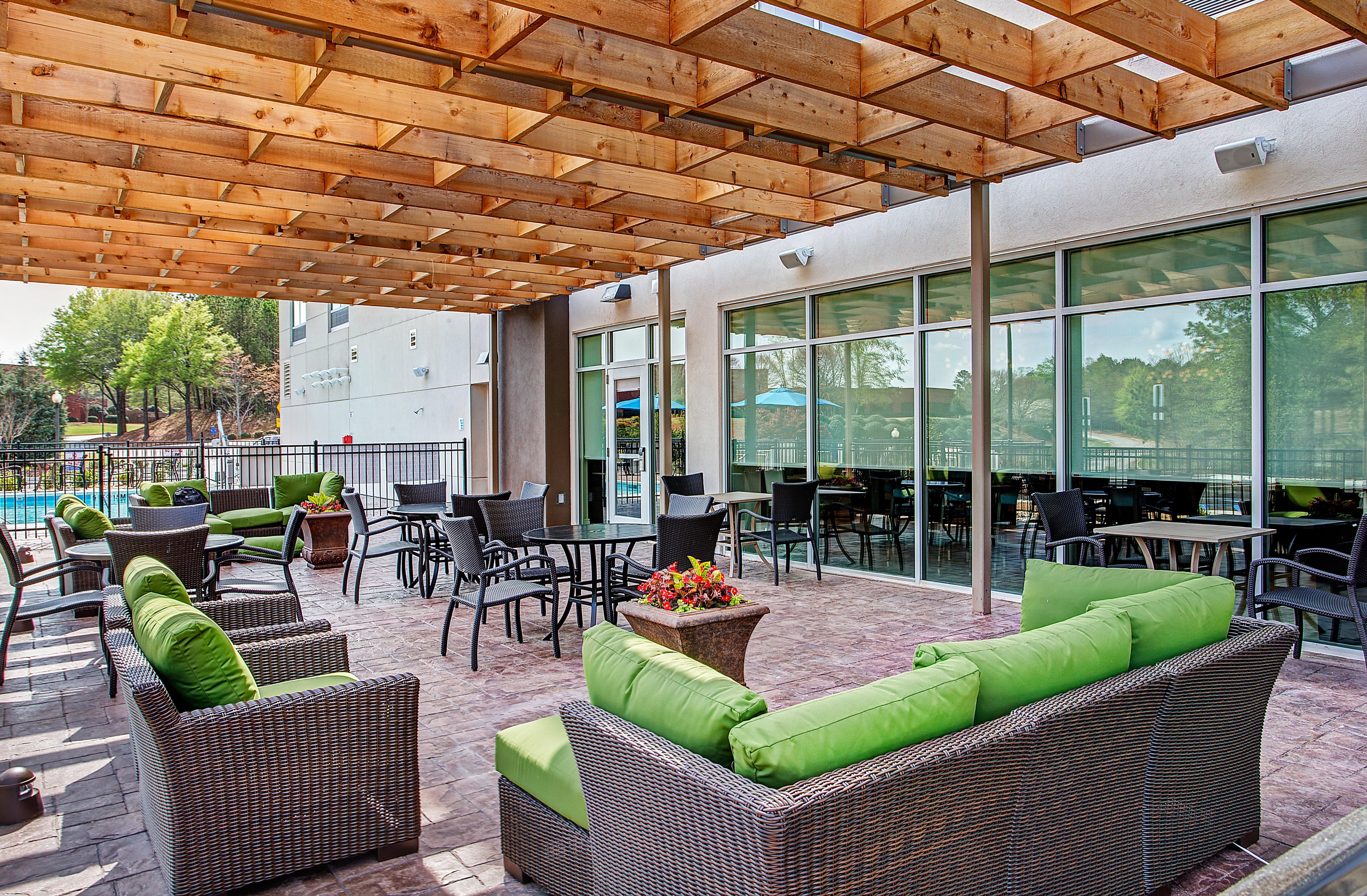 Holiday Inn Express & Suites Covington By Ihg Buitenkant foto