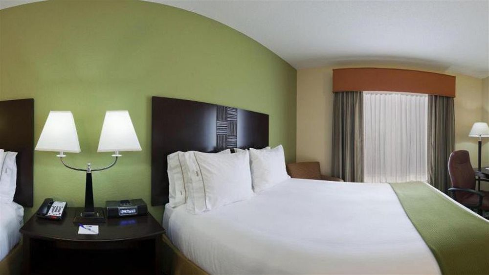 Holiday Inn Express & Suites Covington By Ihg Buitenkant foto