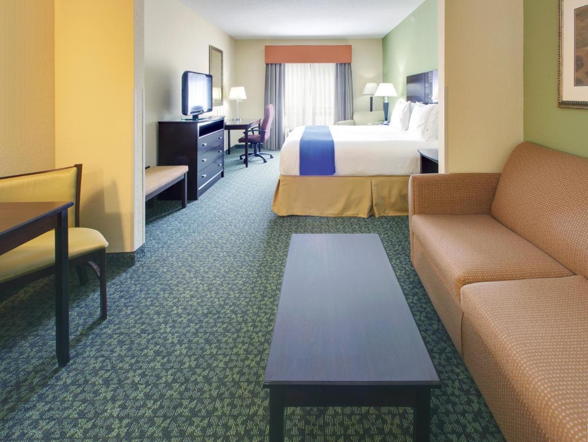 Holiday Inn Express & Suites Covington, An Ihg Hotel Buitenkant foto