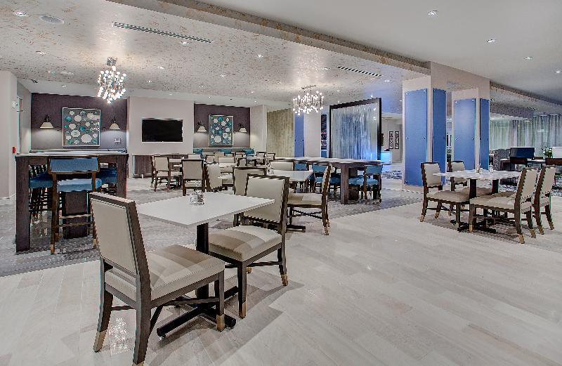 Holiday Inn Express & Suites Covington By Ihg Buitenkant foto